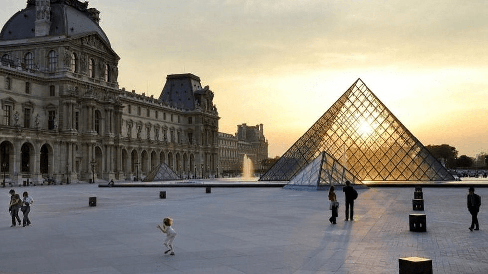 Paris Museum The Louvre