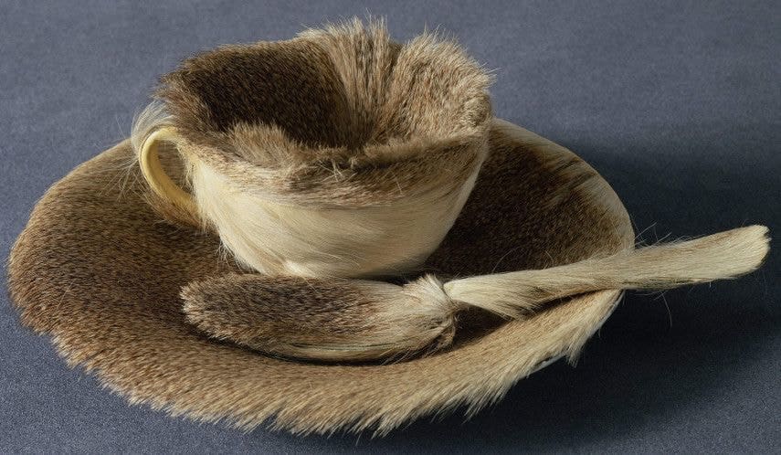 Meret Oppenheim, Le Déjeuner en fourrure