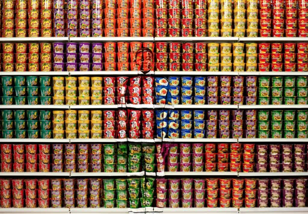 Liu Bolin, Hiding in the City—Instant Noodles