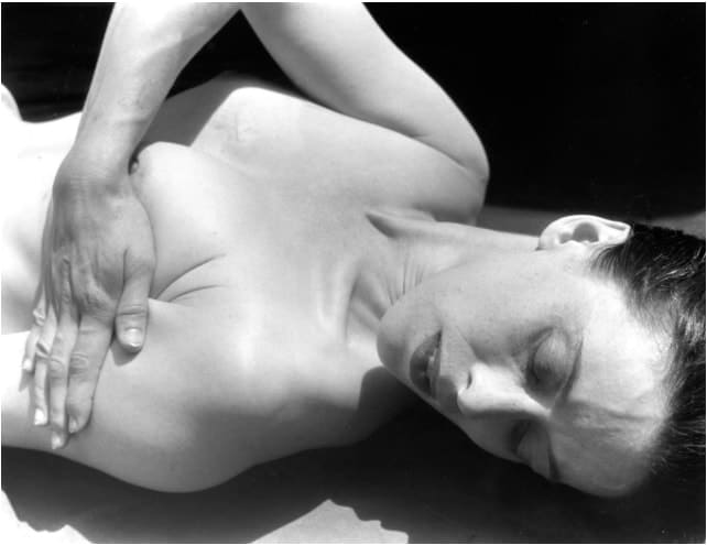 Nude PhotographyMartha GrahamImogen Cunningham 