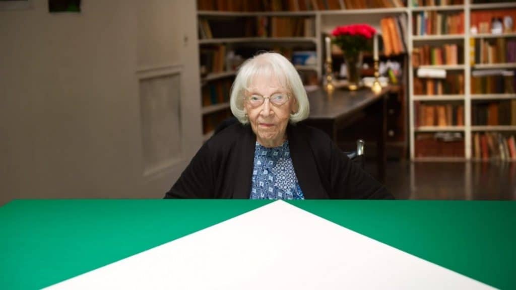 Carmen Herrera - Art Industry Evolution