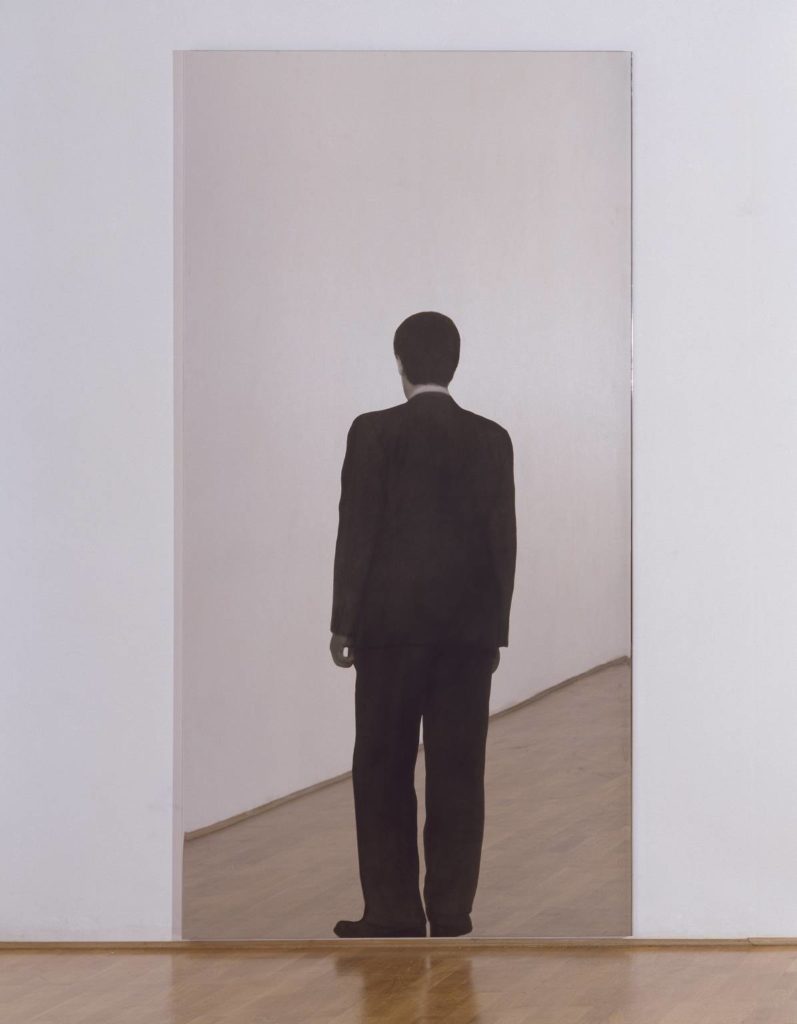 mirror art by Michaelangelo Pistoletto: Uomo in piedi (standing man)