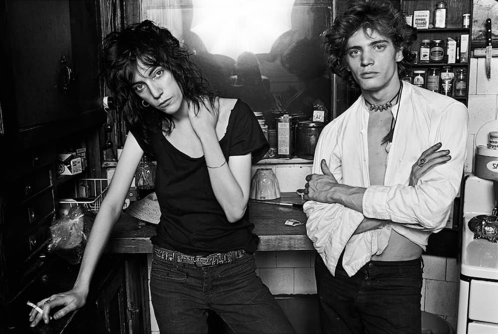 Norman Seeff, Patti Smith & Robert Mapplethorpe, New York, 1969. © Norman Seeff, Artist biographies.