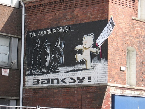 Banksy, The Mild Mild West, graffiti in Bristol.