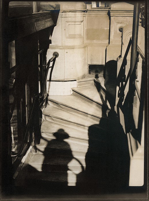 Margaret Watkins, Self-Portrait (Shadows) in Glasgow, 1935. 