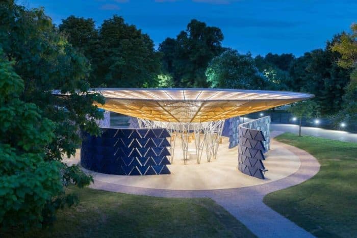 Diébédo Francis Kéré, the Serpentine Pavilion in 2017. Photo courtesy of Iwan Baan.